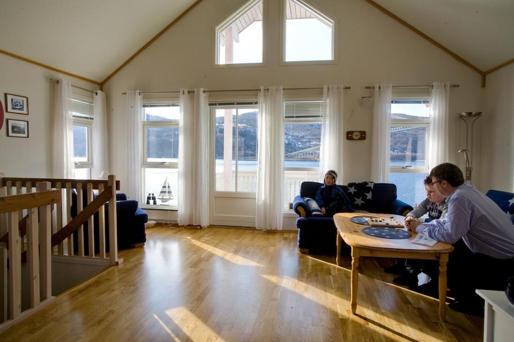 Tjeldsundbrua Maritim Villa Evenskjer Eksteriør billede